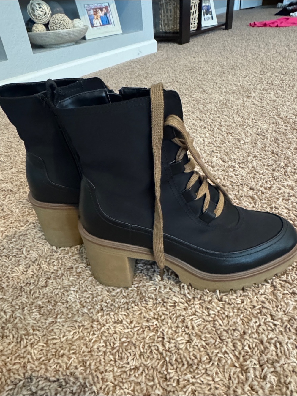 Universal Thread Black Lace-Up Chunky Heel Boots with Tan Soles